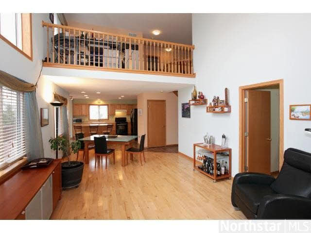 633 Falcon Ridge Road Woodbury, MN 55125 - Photo 9 of 18 Gallery Image 9