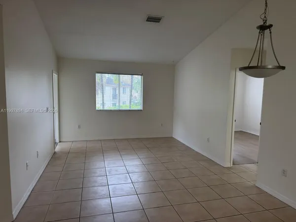 $2,650 | 6676 Southwest 115th Court, Unit 402, Miami, FL 33173