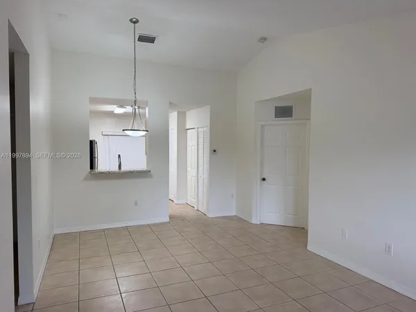 $2,650 | 6676 Southwest 115th Court, Unit 402, Miami, FL 33173
