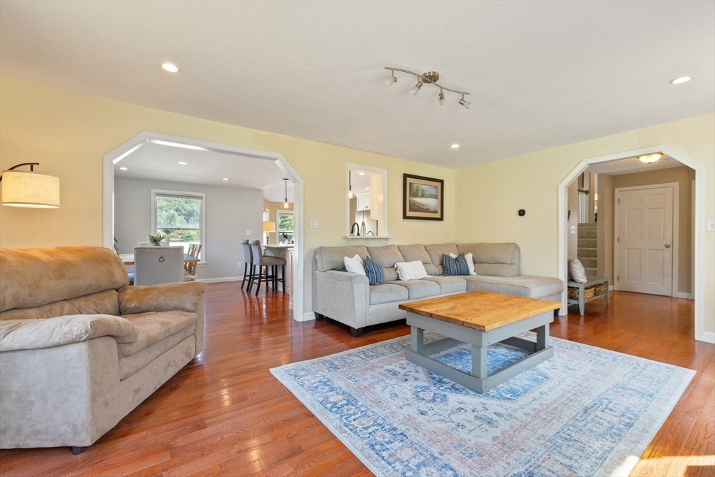 4 Indian Brook Road Ashland, MA 01721 - Photo 13 of 42