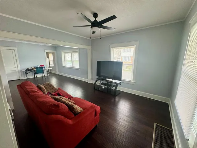 $189,900 | 2518 North 12th Street, Kansas City, KS 66104