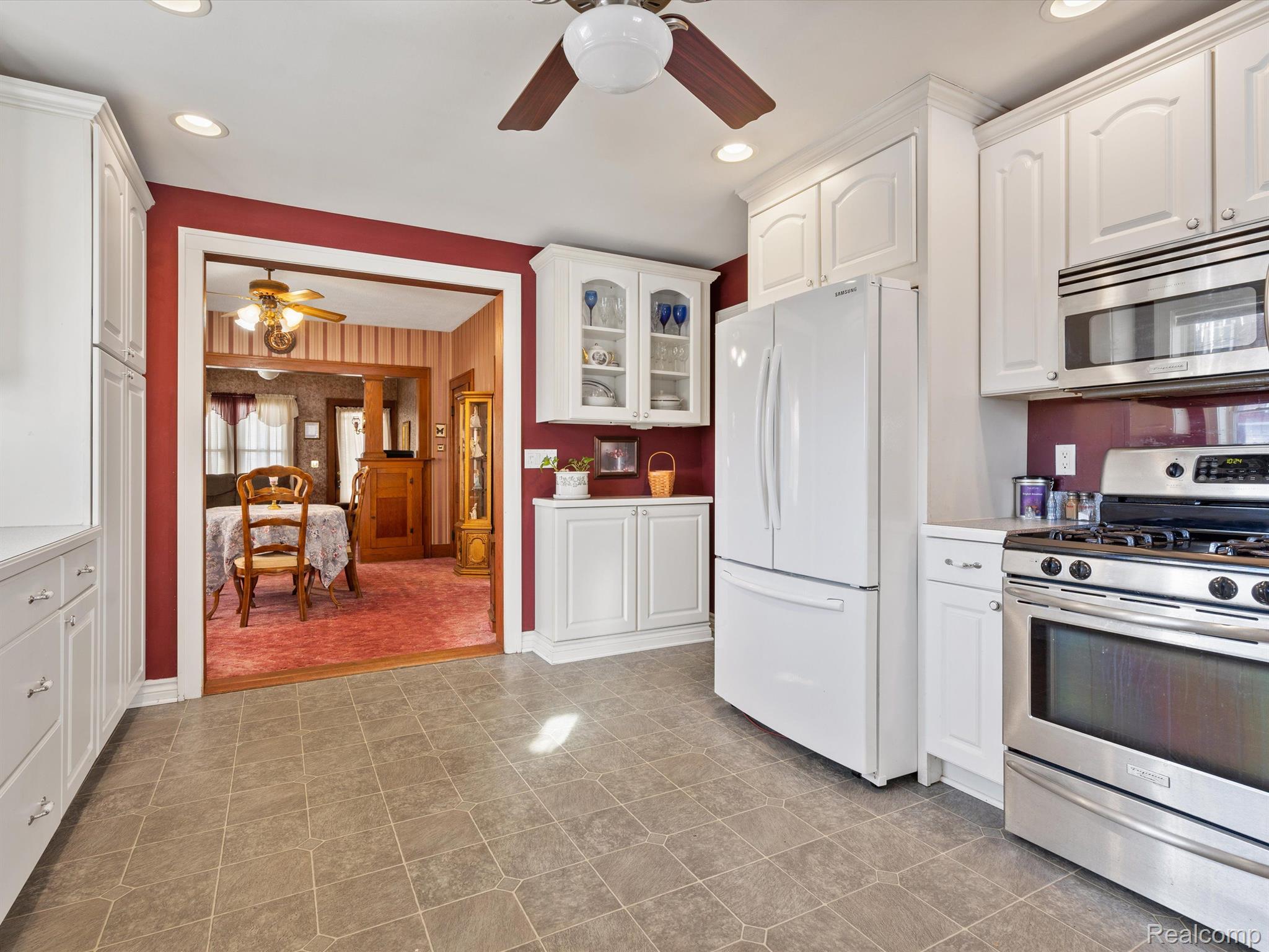 8705 Canal Road Sterling Heights, MI 48314 - Photo 9 of 28