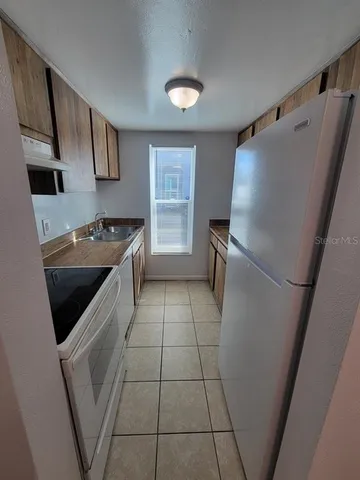 $1,400 | 5122 Temple Heights Road, Unit D, Tampa, FL 33617