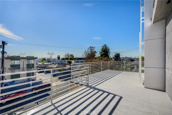 $3,200 | 11731 Runnymede Street, Unit 3, North Hollywood, CA 91605
