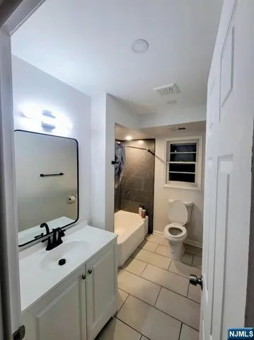 $684,900 | 181 Hollywood Avenue, Irvington, NJ 07111