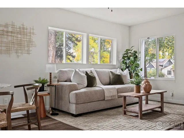 $400,000 | 1550 North Jefferson Avenue, Loveland, CO 80538