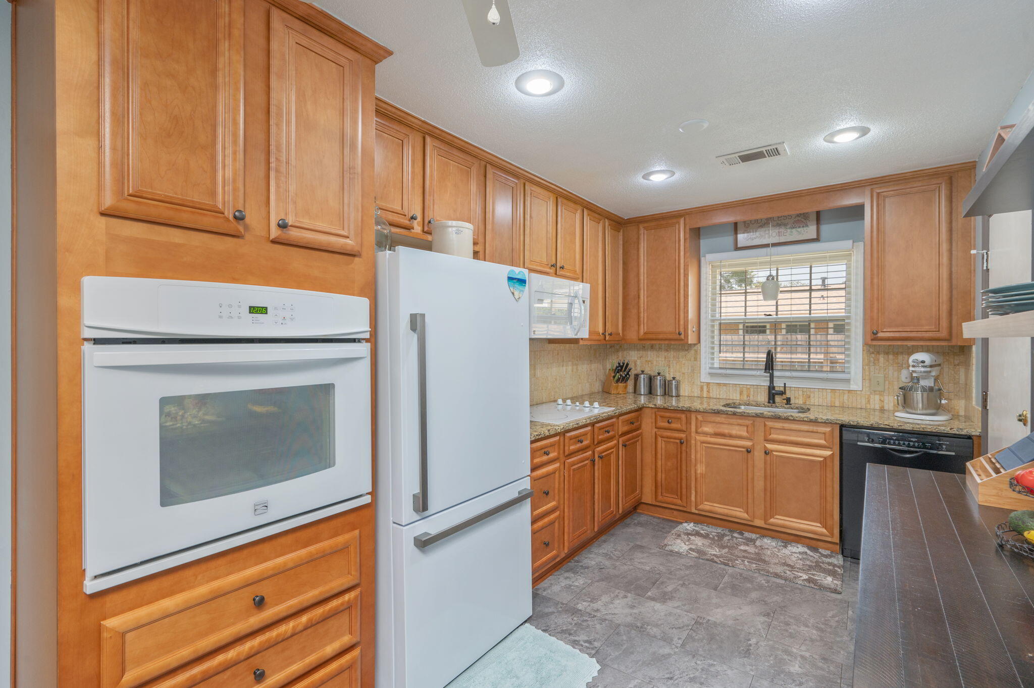 310 22nd Street Niceville, FL 32578 - Photo 17 of 59 18-web-or-mls-310-22nd-st