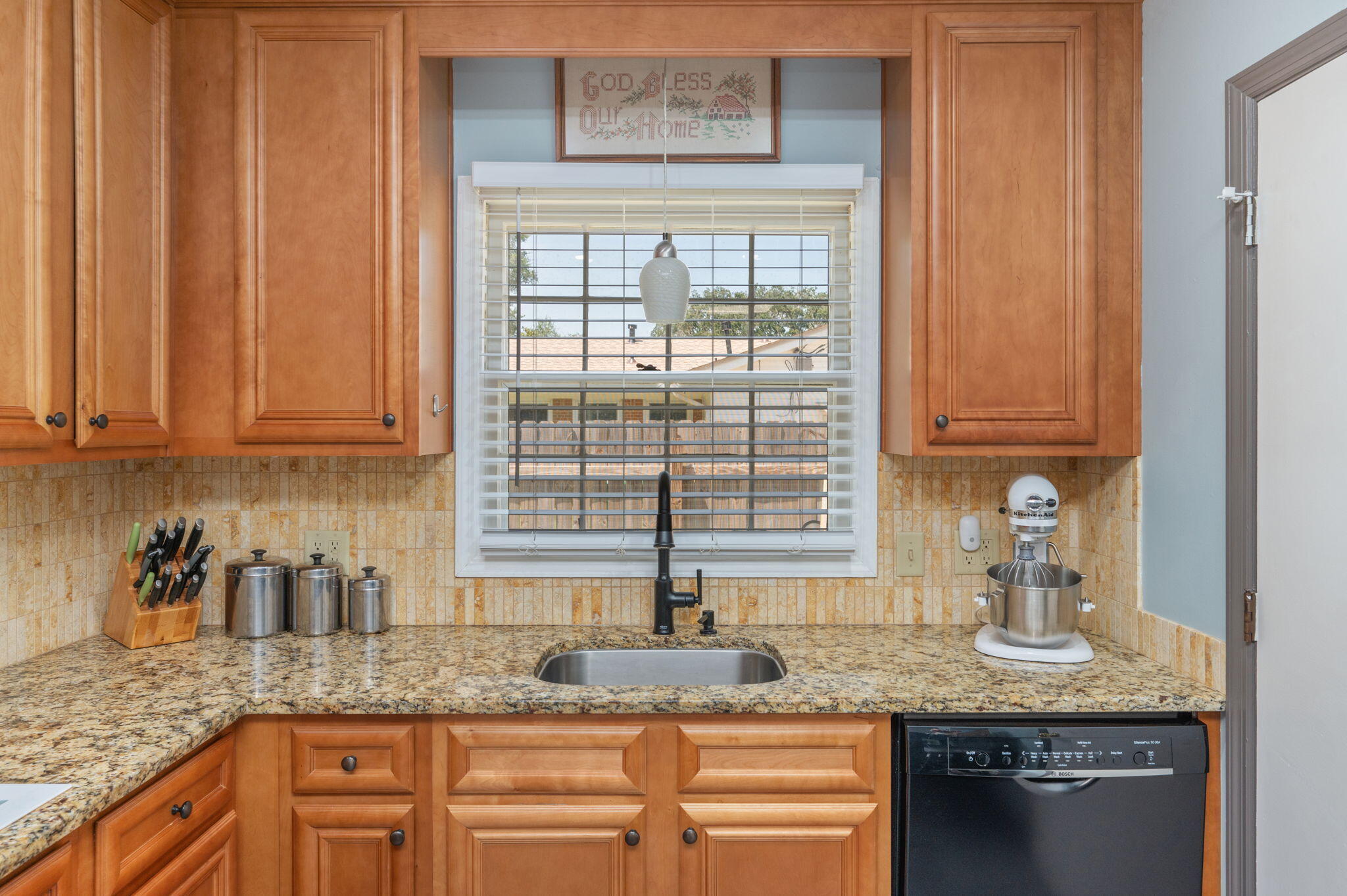 310 22nd Street Niceville, FL 32578 - Photo 18 of 59 19-web-or-mls-310-22nd-st