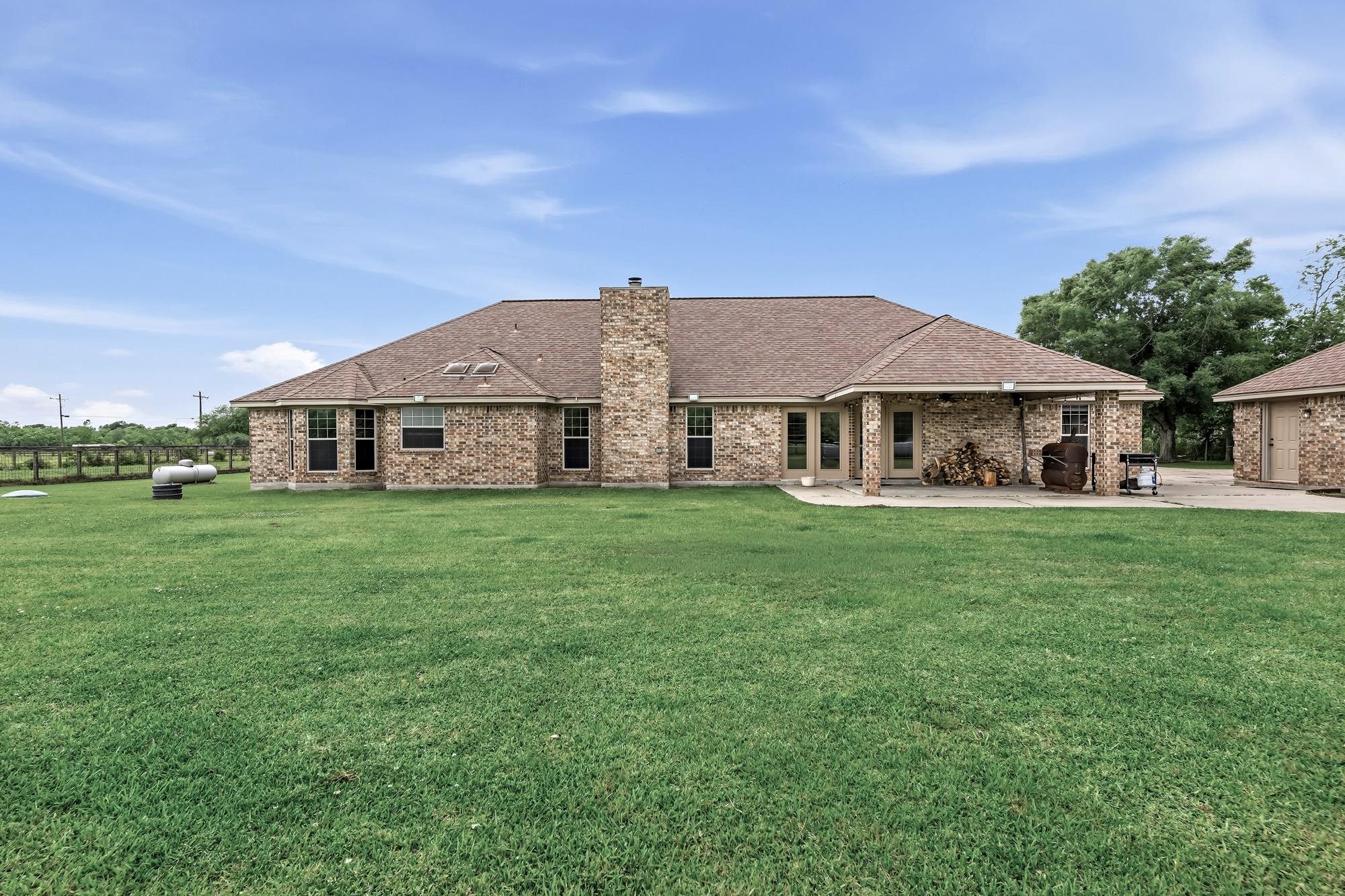 8295 Winzer Road Beaumont, TX 77705 - Photo 33 of 43