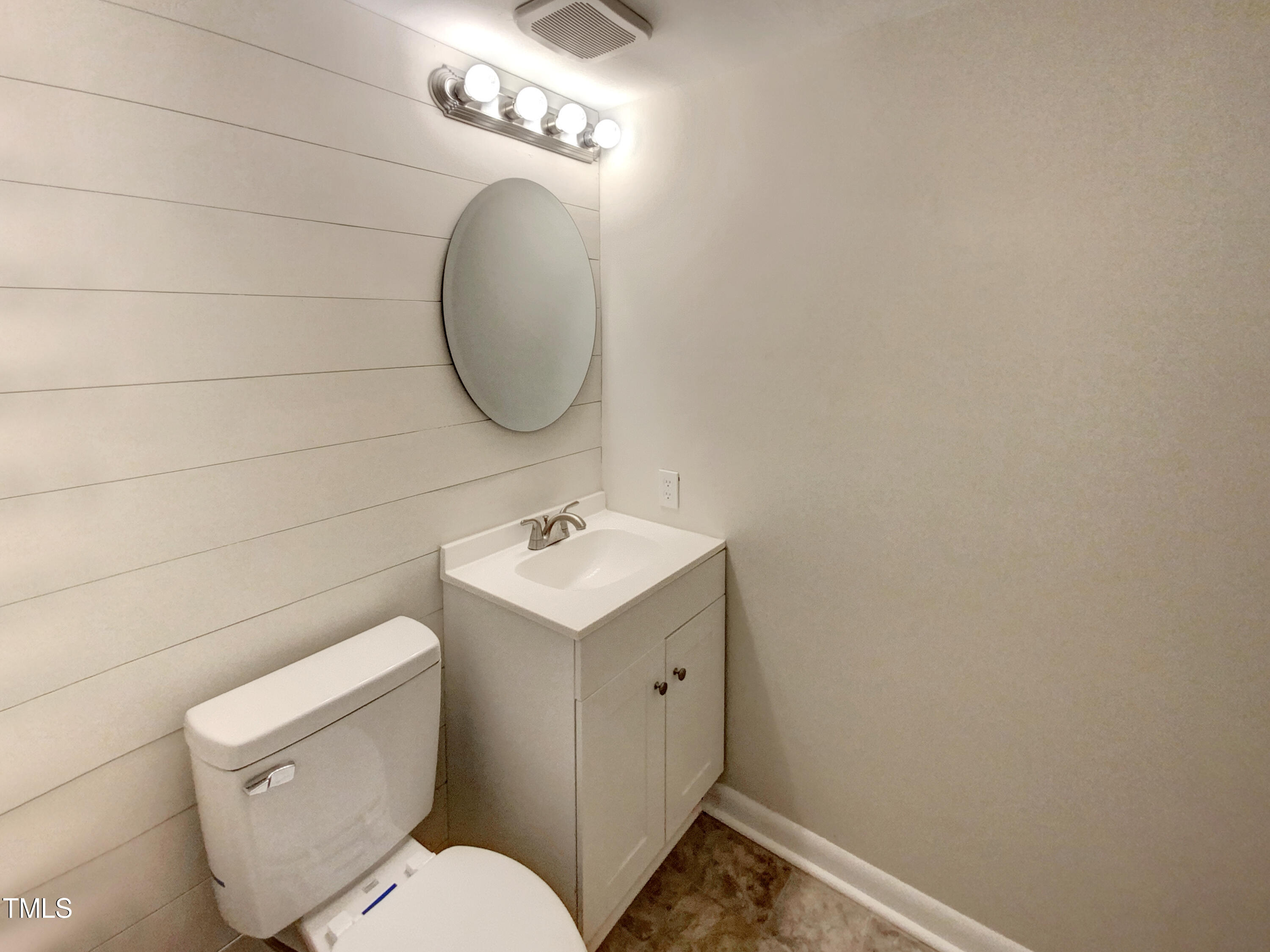 6008 Farm Gate Road Raleigh, NC 27606 - Photo 7 of 17 photo_09