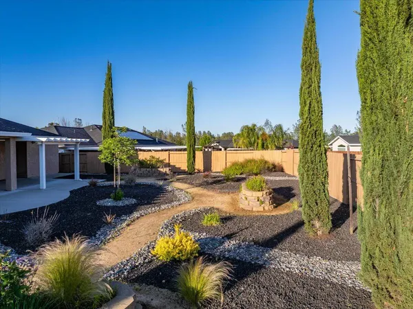 $699,900 | 469 Belvedere Drive, Redding, CA 96003
