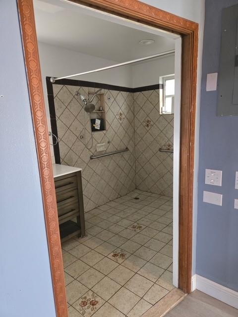 310 Northeast 2nd Street, Unit 4 Pompano Beach, FL 33060 - Photo 6 of 6 view of bathroom with shower