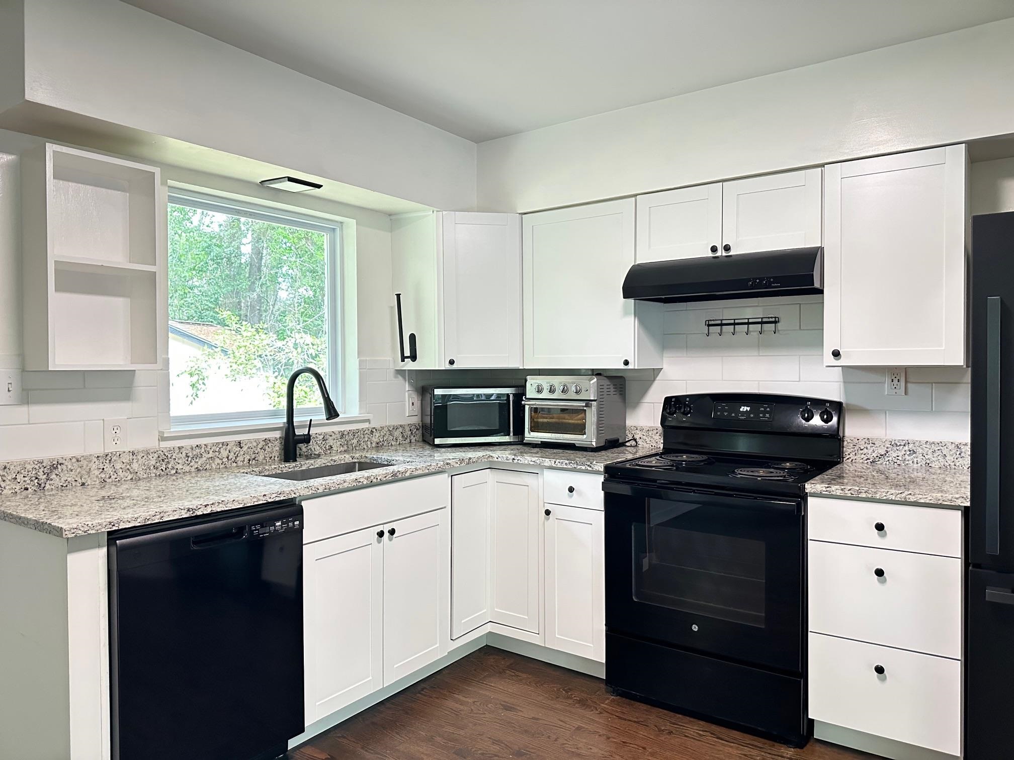 1506 Myrick Road Tallahassee, FL 32303 - Photo 6 of 17 Gallery Image 6