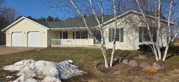 $385,000 | 19654 Bluffview Place, Galesville, WI 54630