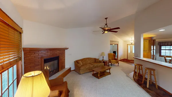 $385,000 | 19654 Bluffview Place, Galesville, WI 54630