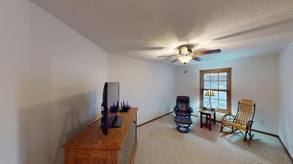 $385,000 | 19654 Bluffview Place, Galesville, WI 54630