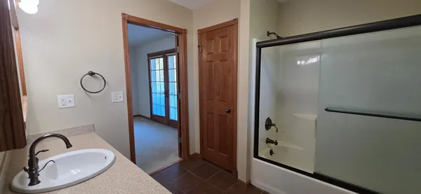 $385,000 | 19654 Bluffview Place, Galesville, WI 54630