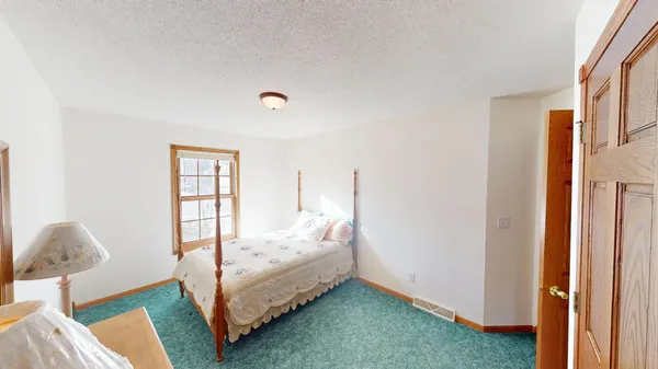 $385,000 | 19654 Bluffview Place, Galesville, WI 54630