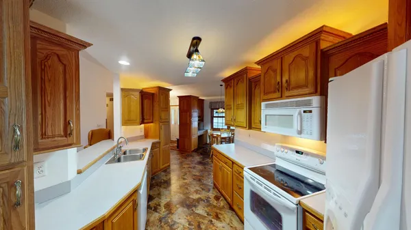 $385,000 | 19654 Bluffview Place, Galesville, WI 54630