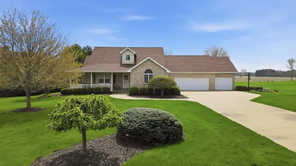 $475,000 | 2608 East Hill Drive, Rock Falls, IL 61071