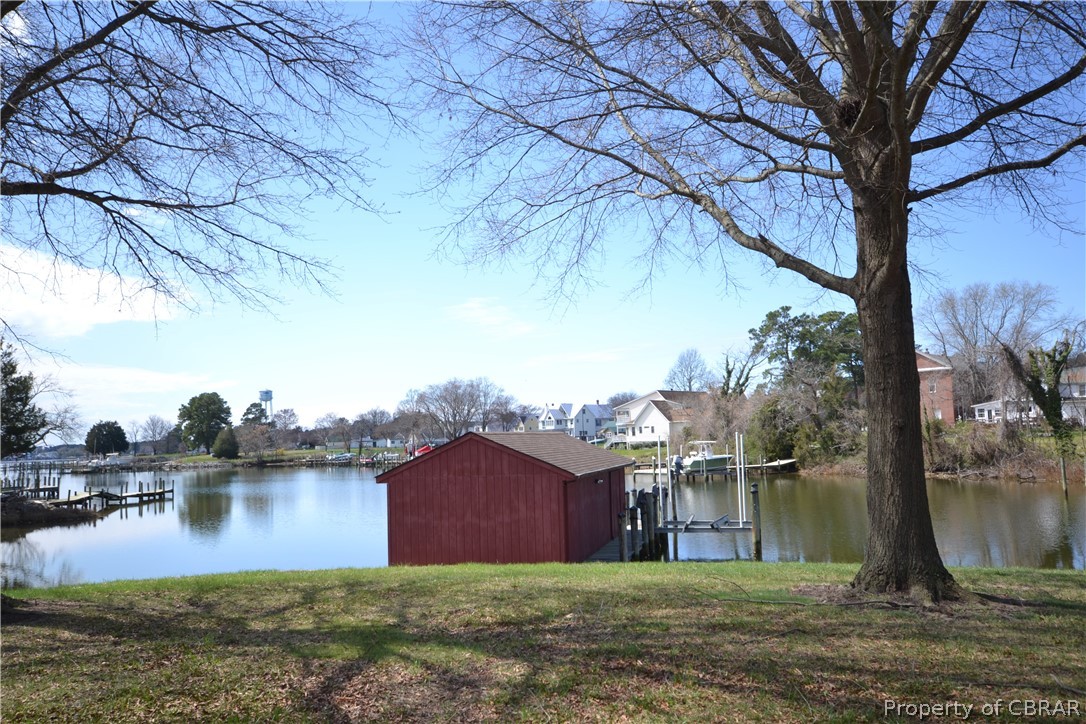 354 Sutton Avenue Reedville, VA 22539 - Photo 9 of 27