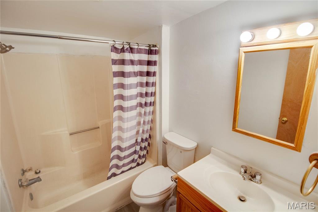 3723 Franor Street Alton, IL 62002 - Photo 13 of 23