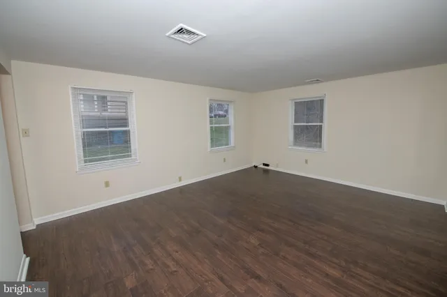 $2,950 | 38 Linden Avenue, Newtown, PA 18940