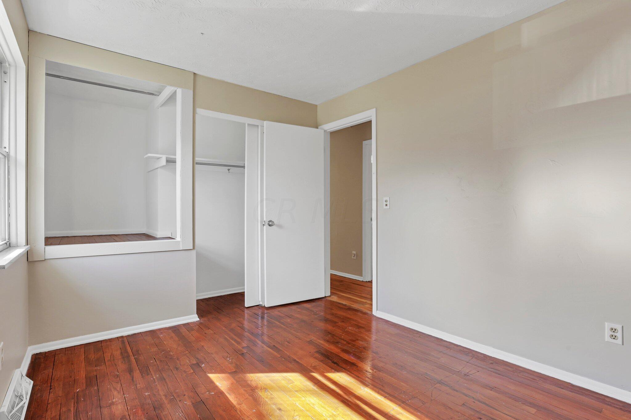 2470 Merbrook Road Columbus, OH 43235 - Photo 33 of 50 29-web-or-mls-5F3A0442