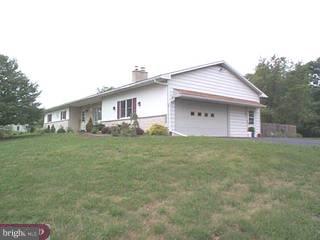 185 Deck Road Womelsdorf, PA 19567 - Photo 1 of 6 Gallery Image 1