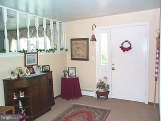 185 Deck Road Womelsdorf, PA 19567 - Photo 3 of 6 Gallery Image 3