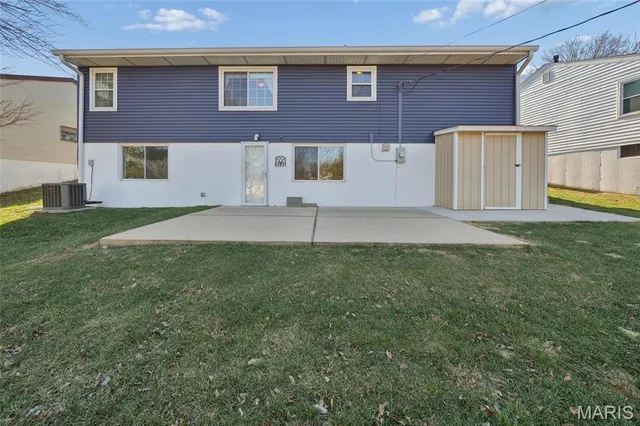 $275,000 | 7625 General Sheridan Lane, St. Louis, MO 63123