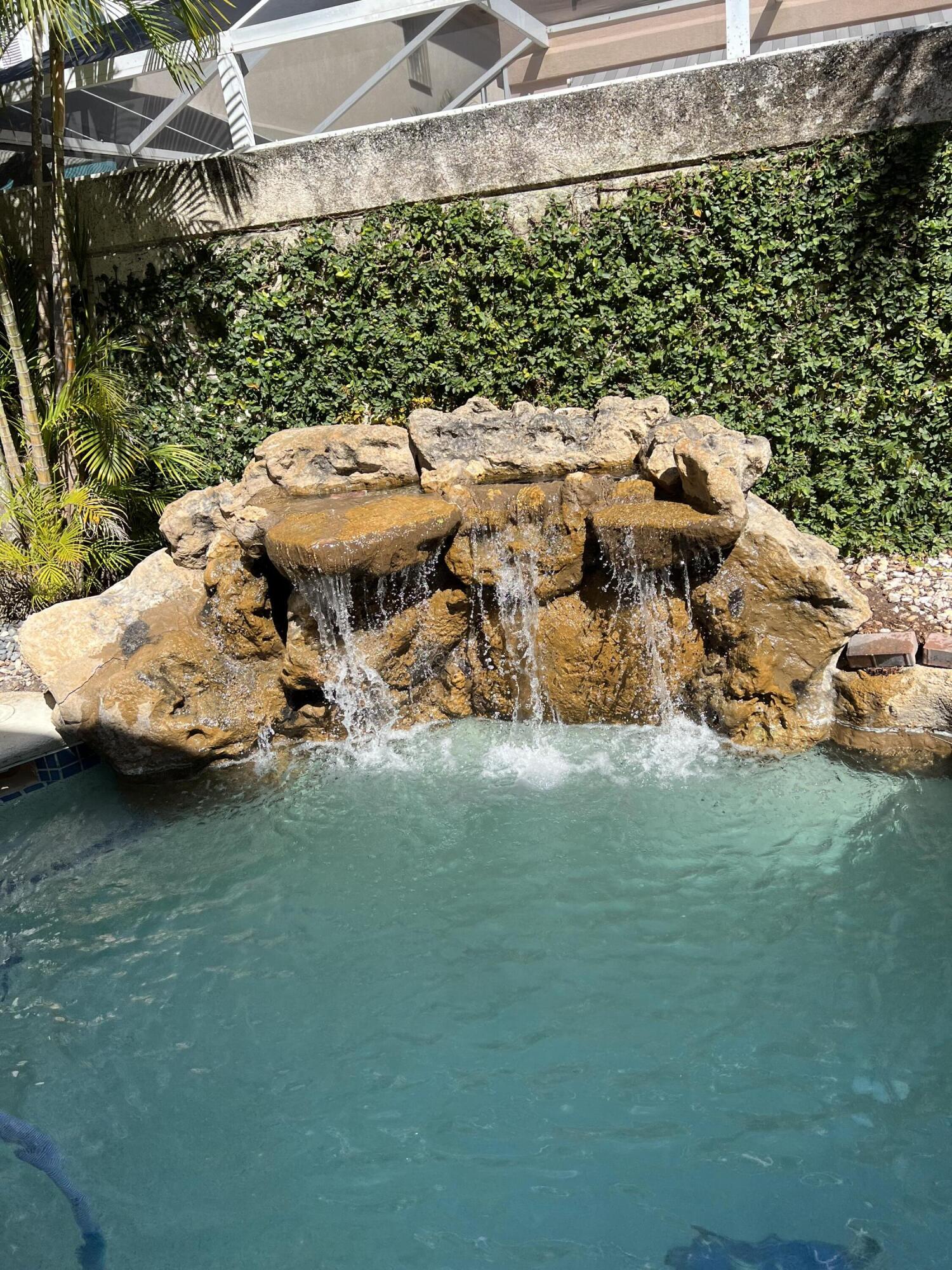 17 Oakleaf Court Tequesta, FL 33469 - Photo 13 of 81 PRIVATE POOL