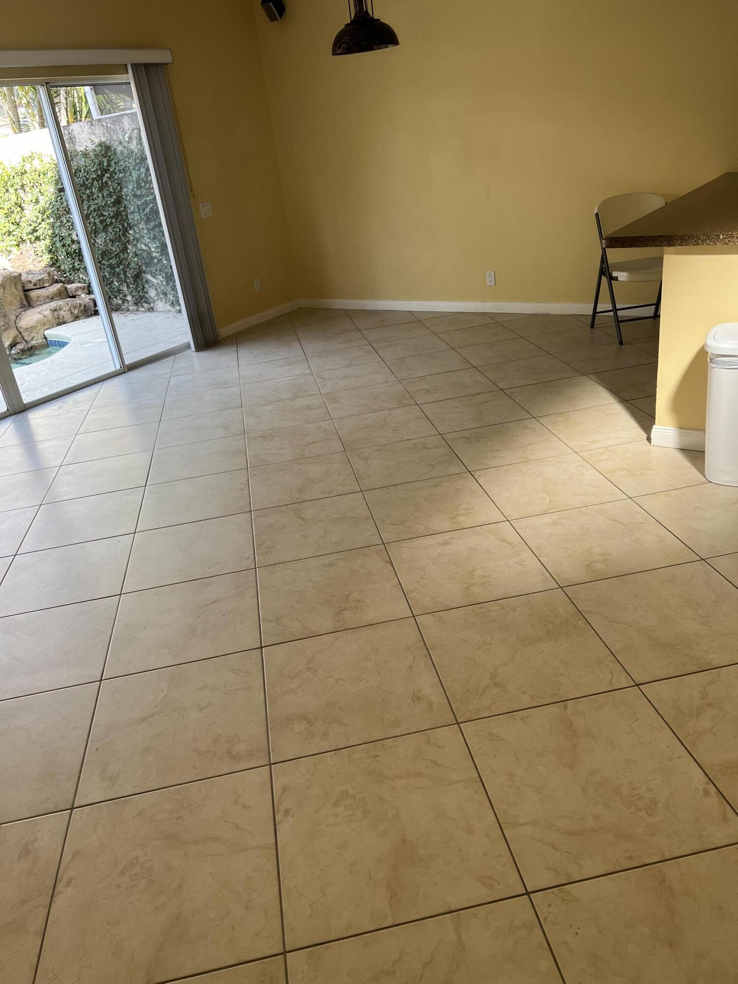 17 Oakleaf Court Tequesta, FL 33469 - Photo 30 of 81 GREAT ROOM