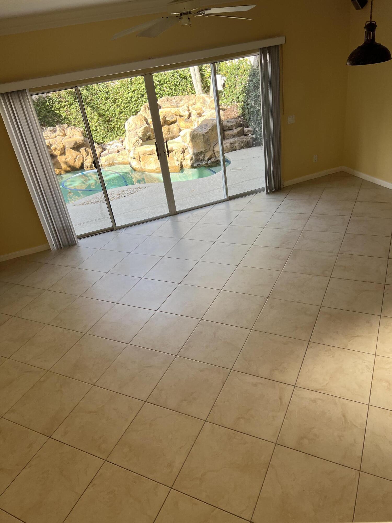 17 Oakleaf Court Tequesta, FL 33469 - Photo 36 of 81 GREAT ROOM
