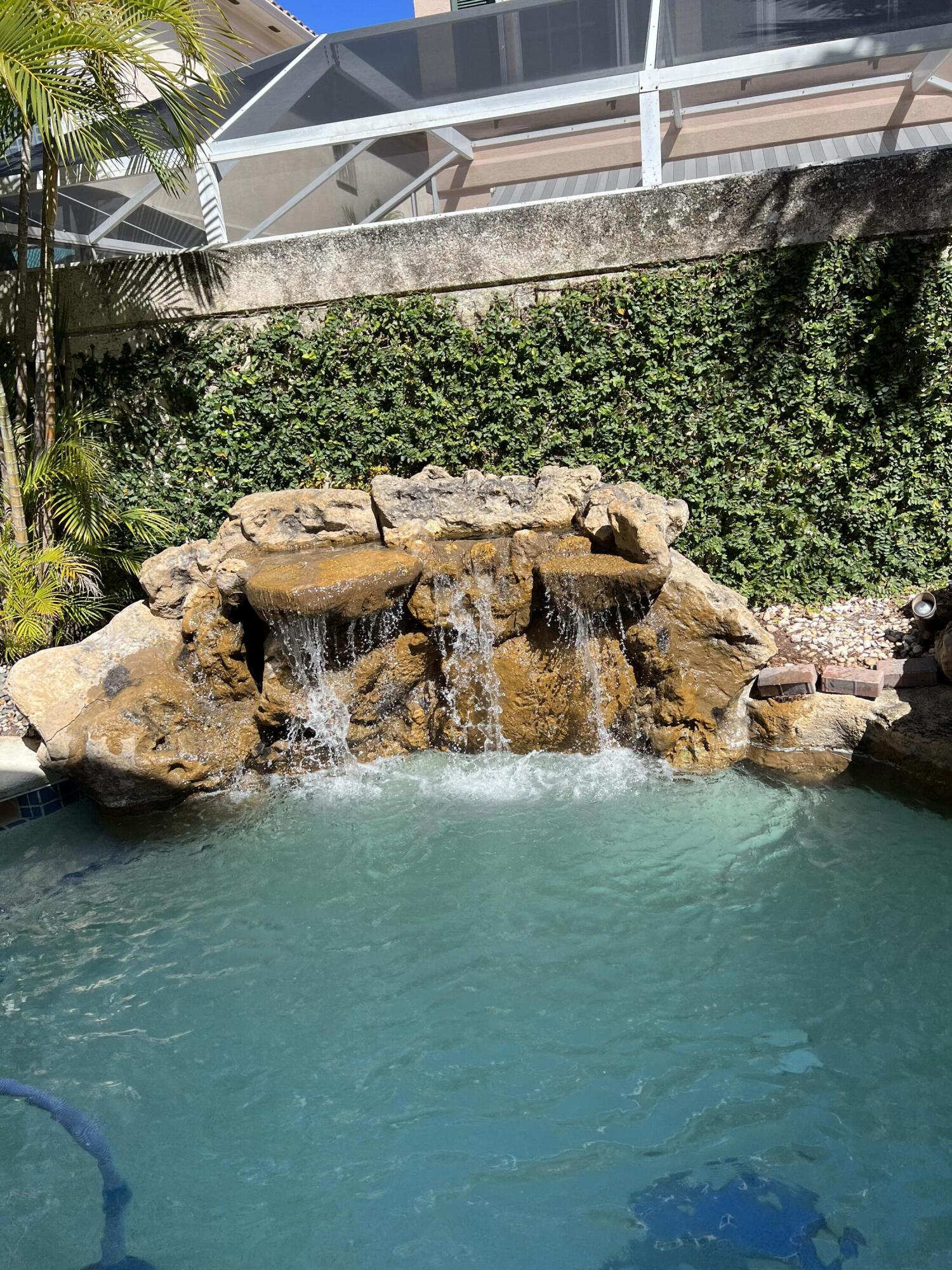 17 Oakleaf Court Tequesta, FL 33469 - Photo 9 of 81 PRIVATE POOL