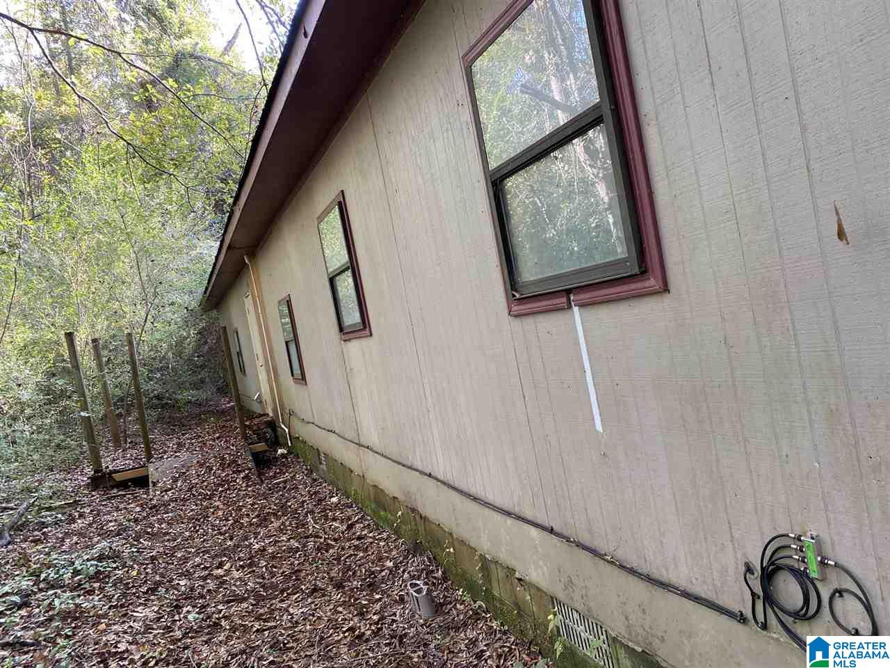 4161 Coosa River Road Deatsville, AL 36022 - Photo 3 of 12