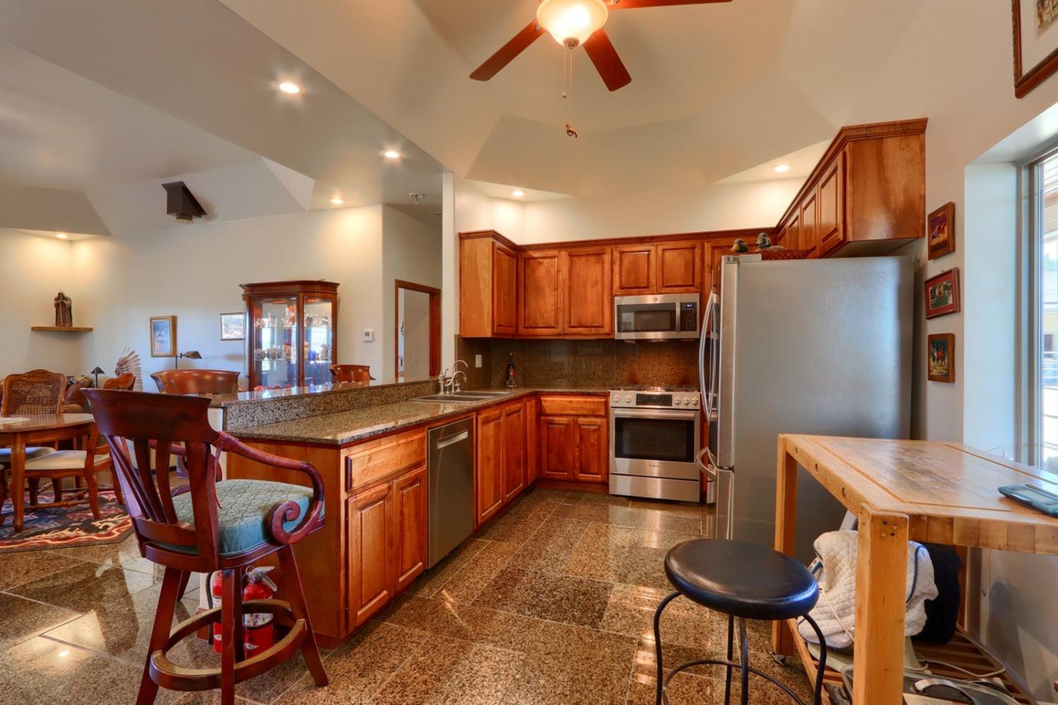 33589 Rancho Ramon Road Coarsegold, CA 93614 - Photo 10 of 66 Gallery Image 10