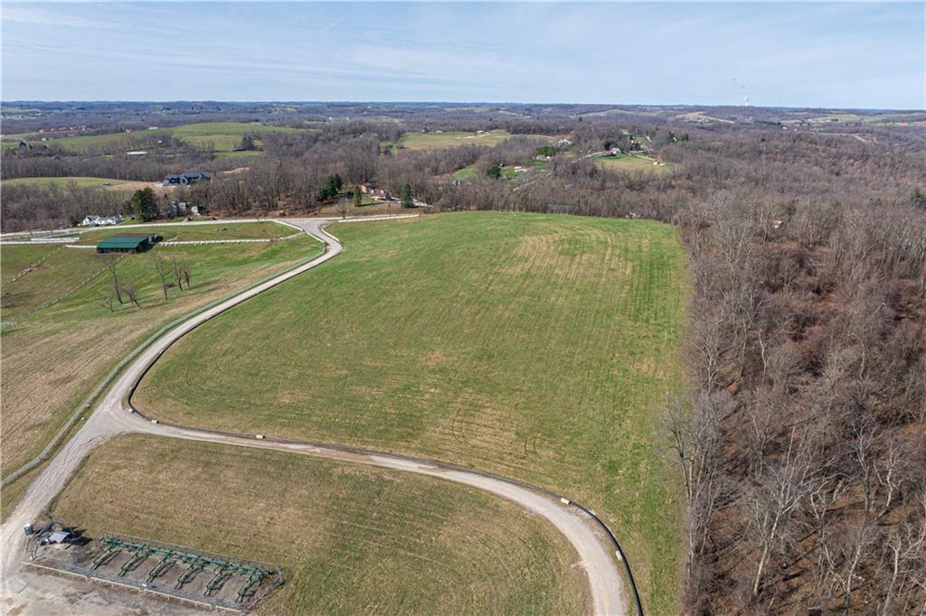 560 Old Hickory Ridge Road Washington, PA 15301 - Photo 2 of 40