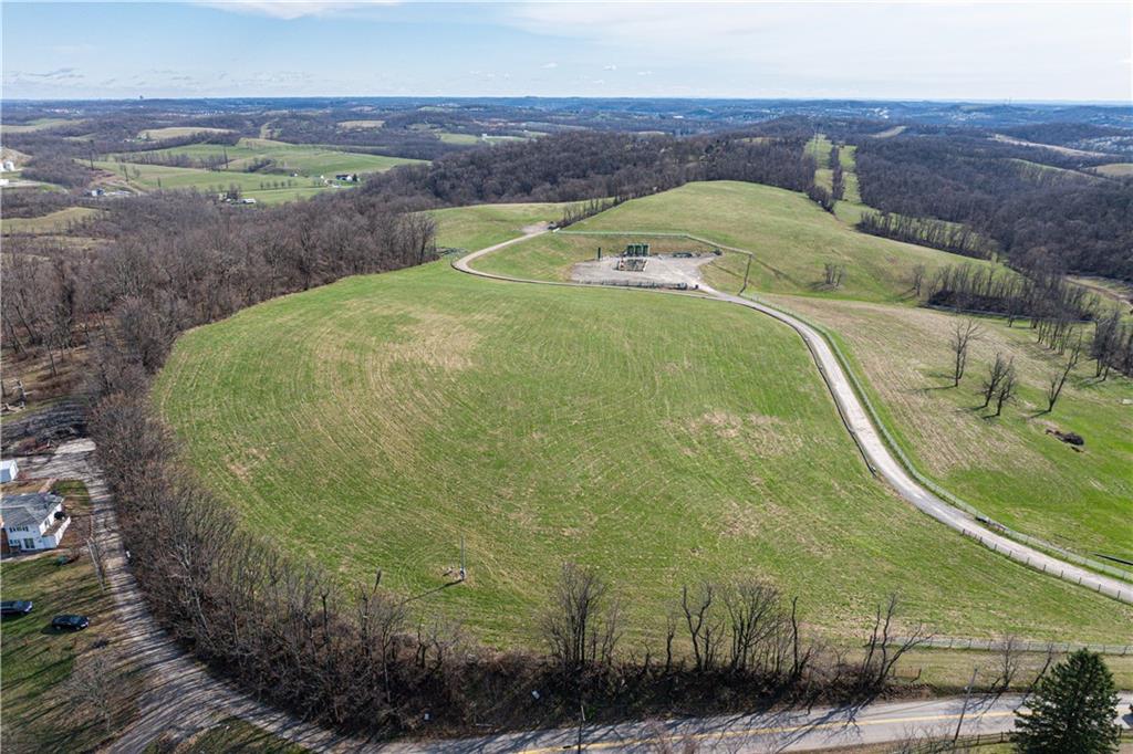 560 Old Hickory Ridge Road Washington, PA 15301 - Photo 8 of 40