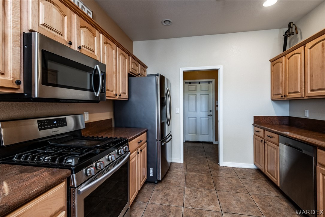 4326 North Cane Ranch Road Kingman, AZ 86401 - Photo 13 of 40
