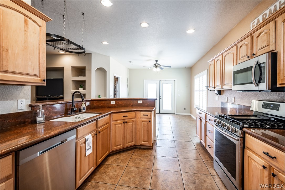 4326 North Cane Ranch Road Kingman, AZ 86401 - Photo 14 of 40