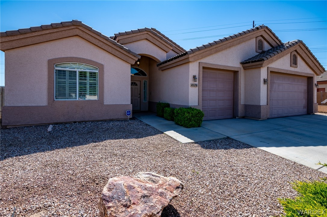 4326 North Cane Ranch Road Kingman, AZ 86401 - Photo 3 of 40