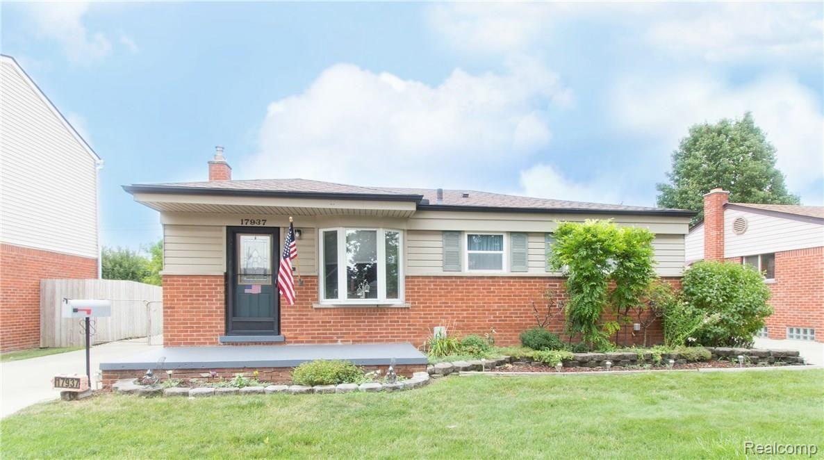17937 Rainbow Road Fraser, MI 48026 - Photo 1 of 13 IMG_001.jpg