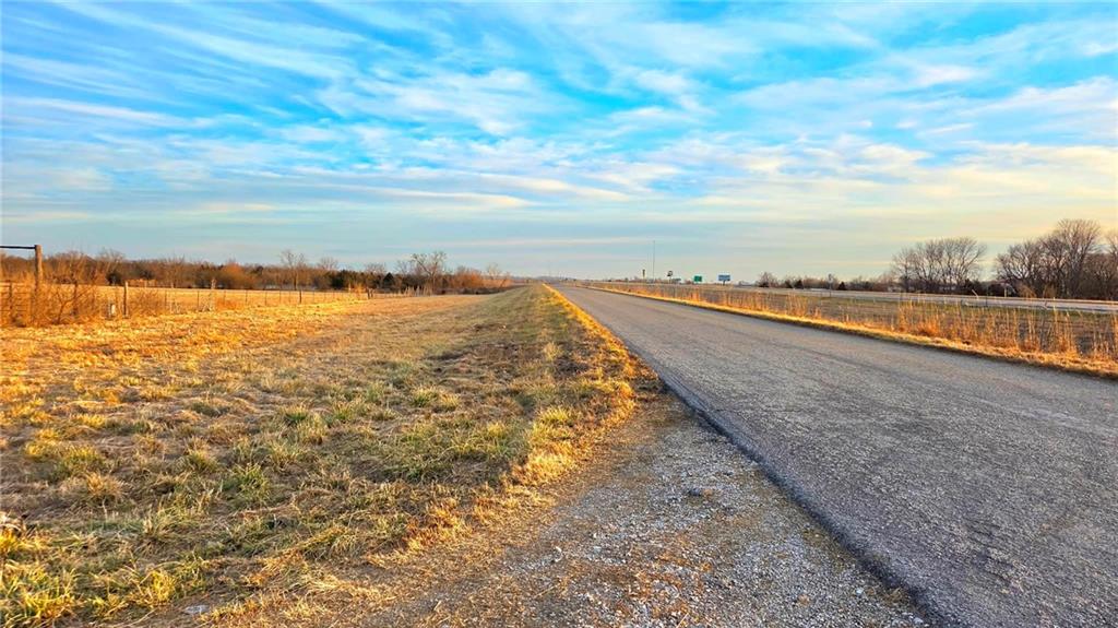 A Umphenour Road Pleasanton, KS 66075 - Photo 6 of 8