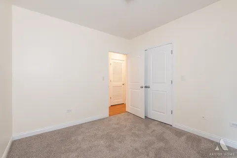 $324,999 | 6123 South Kimbark Avenue, Unit 1S, Chicago, IL 60637