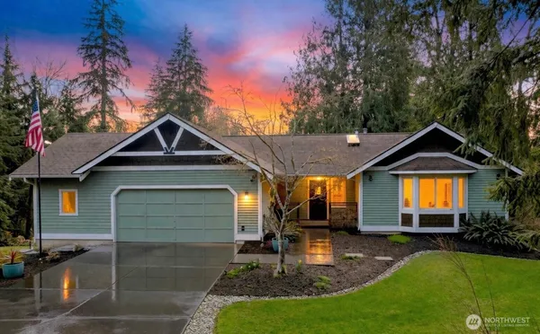 $1,250,000 | 23059 265th Place Southeast, Maple Valley, WA 98038