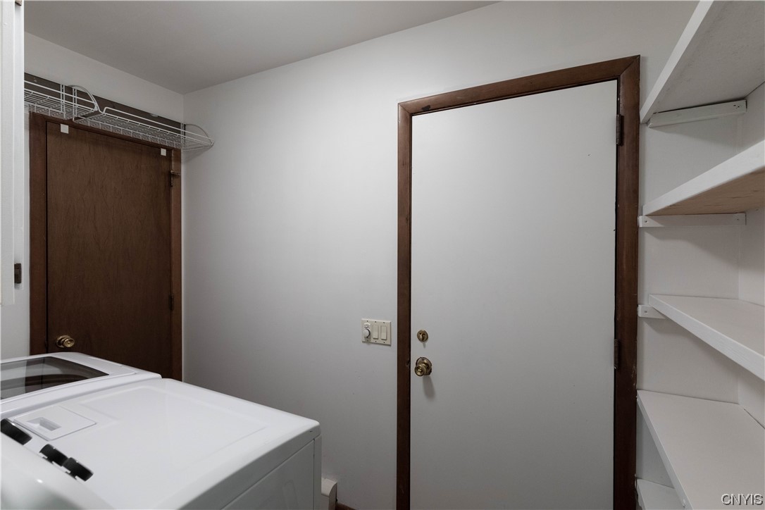 8751 Vallingby Circle Lysander, NY 13027 - Photo 26 of 46