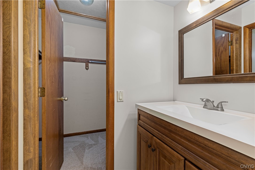 8751 Vallingby Circle Lysander, NY 13027 - Photo 34 of 46