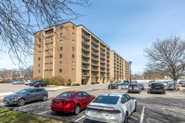 $439,000 | 175 Quincy Shore Drive, Unit B33, Quincy, MA 02171
