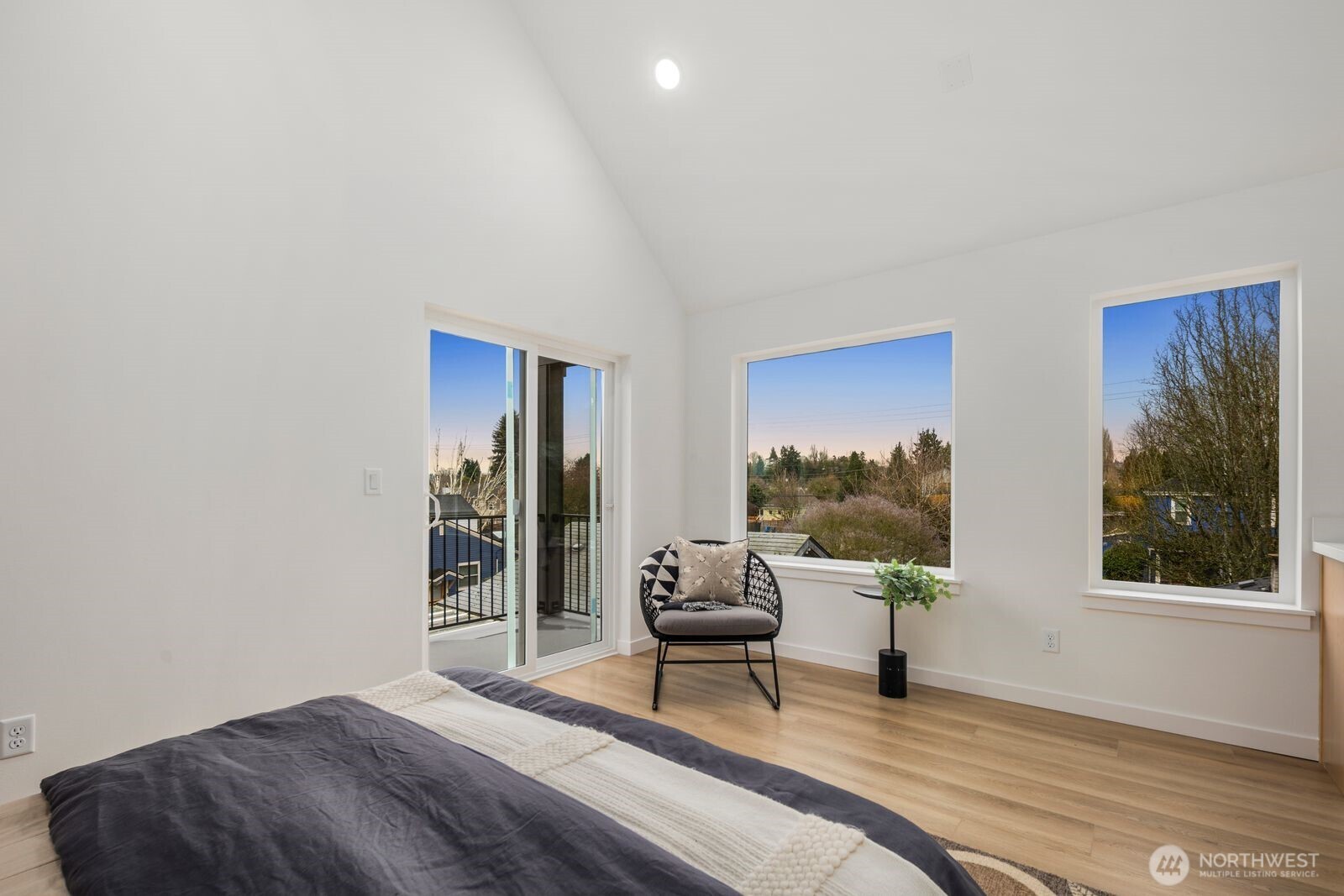 806 South Rose Street Seattle, WA 98108 - Photo 14 of 20 a living room with furniture and a window